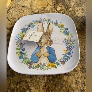Peter Rabbit by Beatrix Potter Melamine Plate set of (4) - Brand new